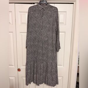H&M Monochrome Long Sleeve Dress